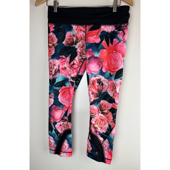 Lululemon Run Inspire Crop Floral Print Capri Pants Secret Garden Pink Size 6 - Picture 2 of 10